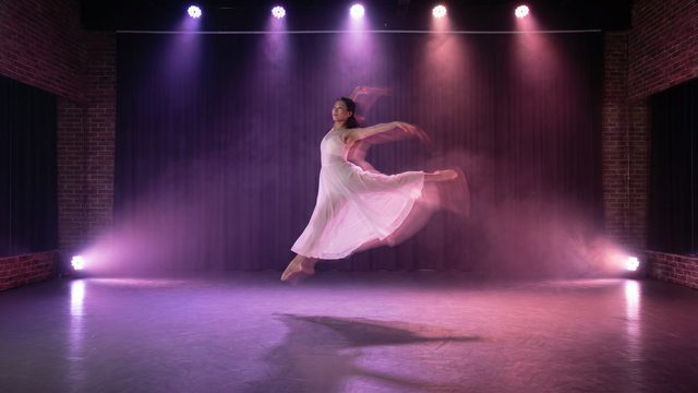 蜜桃舞蹈视频展示